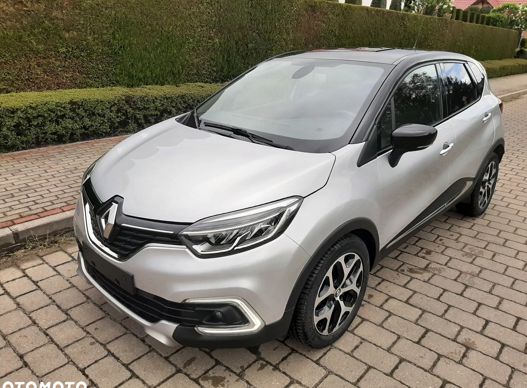 Renault Captur cena 54900 przebieg: 56959, rok produkcji 2019 z Łaziska Górne małe 254